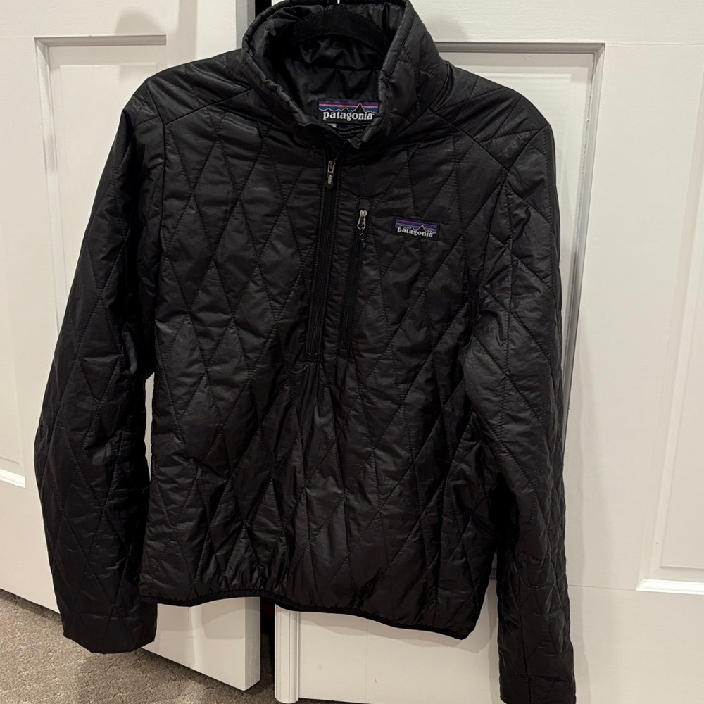 Patagonia Black Quilted Jacket- Womens M